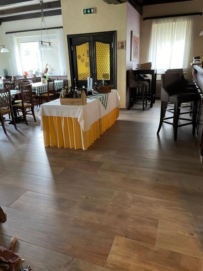 Gasthaus 3-Laenderblick Mönichkirchen Esterno foto